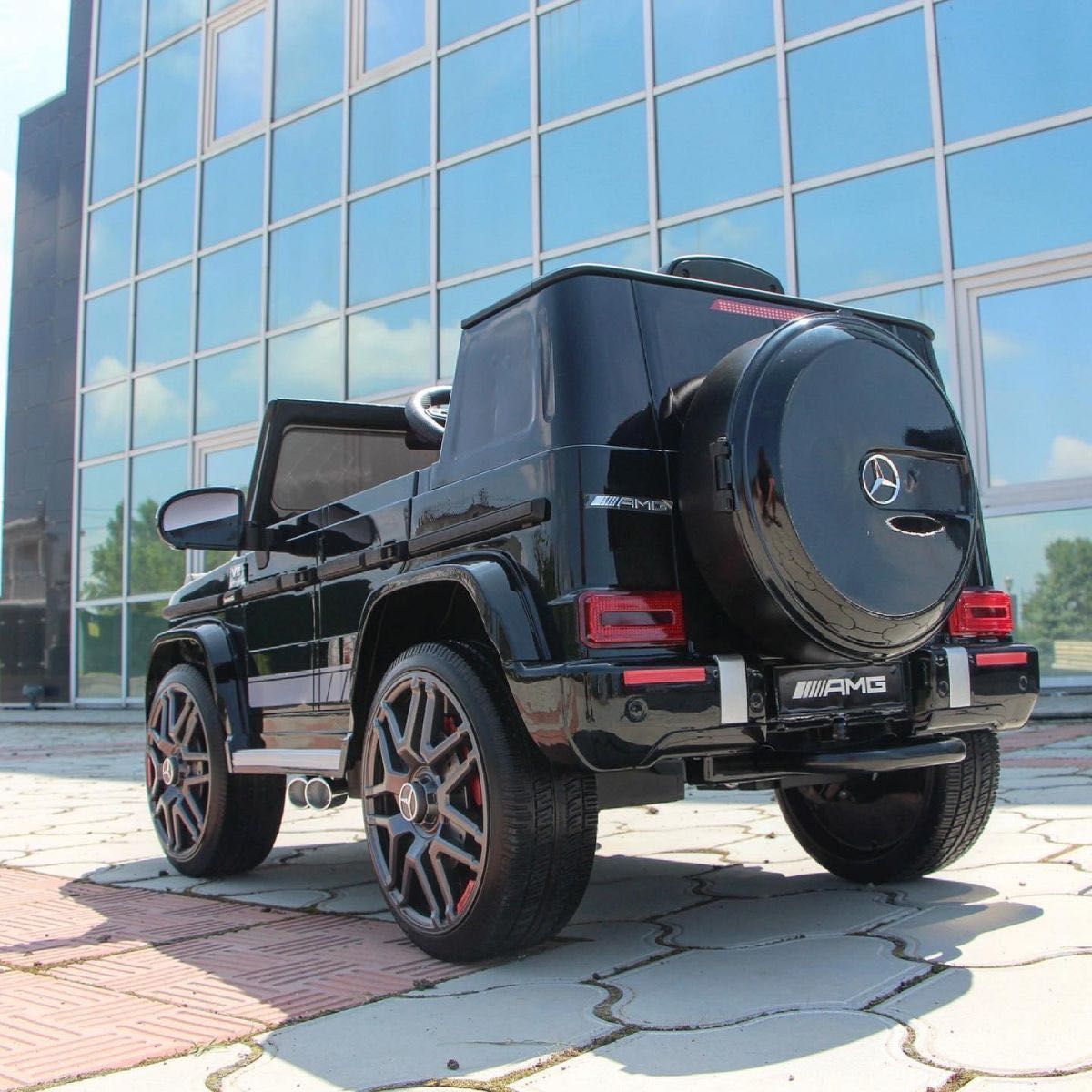 Детский электромобиль джип Mercedes G63 AMG + пульт