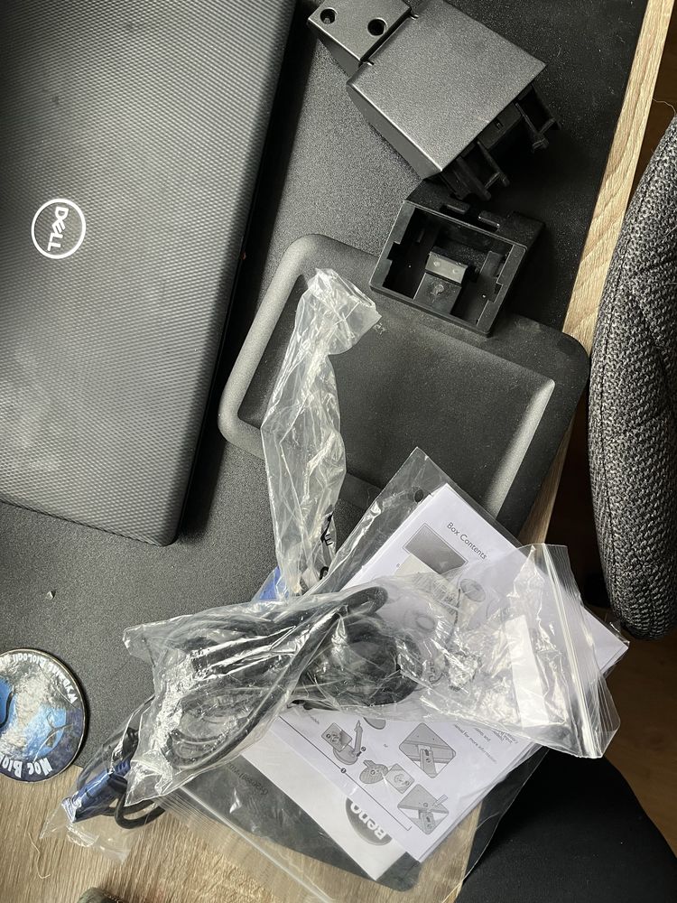 monitor ok. 16 cali