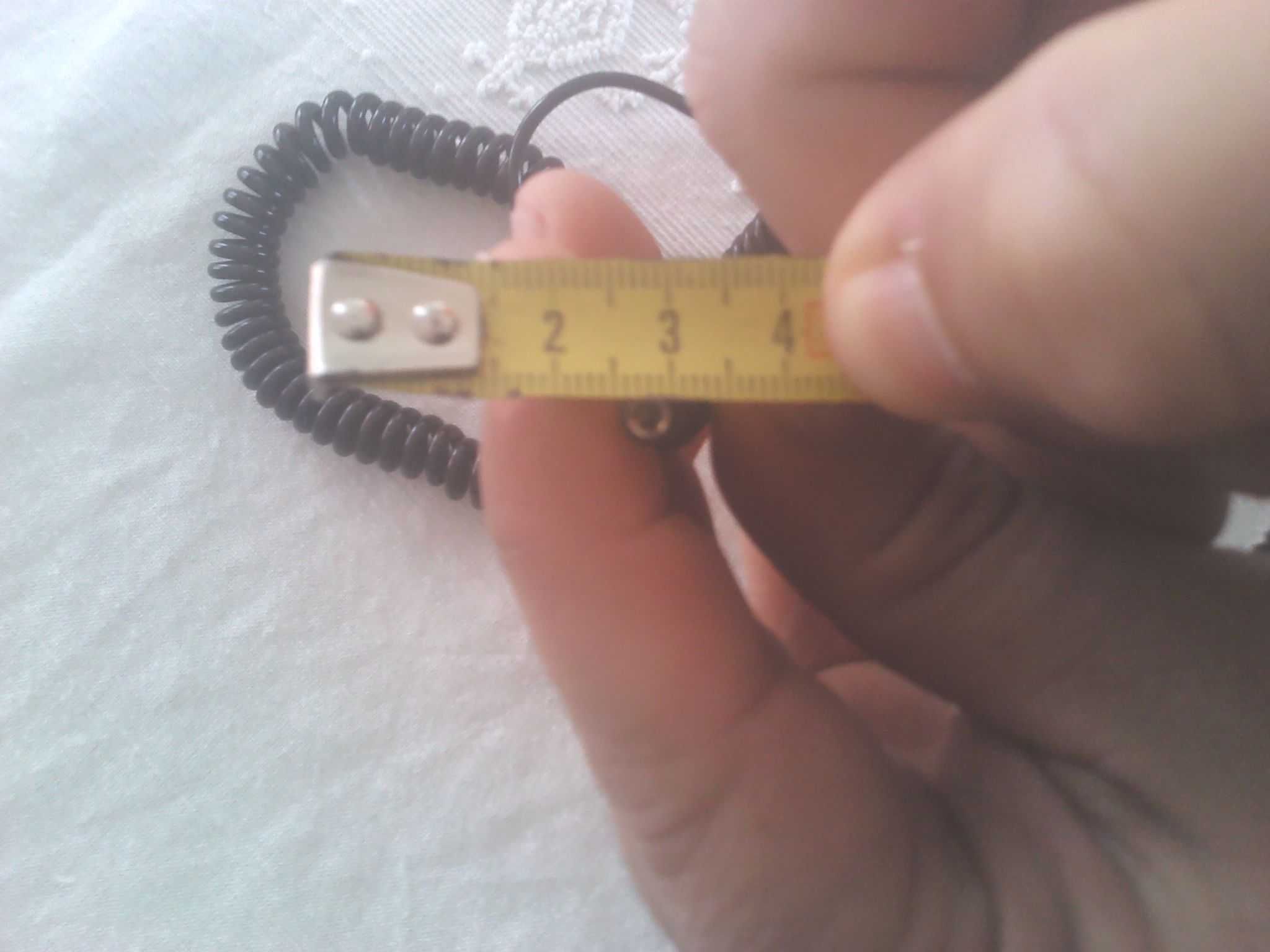 Cabo retrátil de carregador de isqueiro auto, como NOVO!