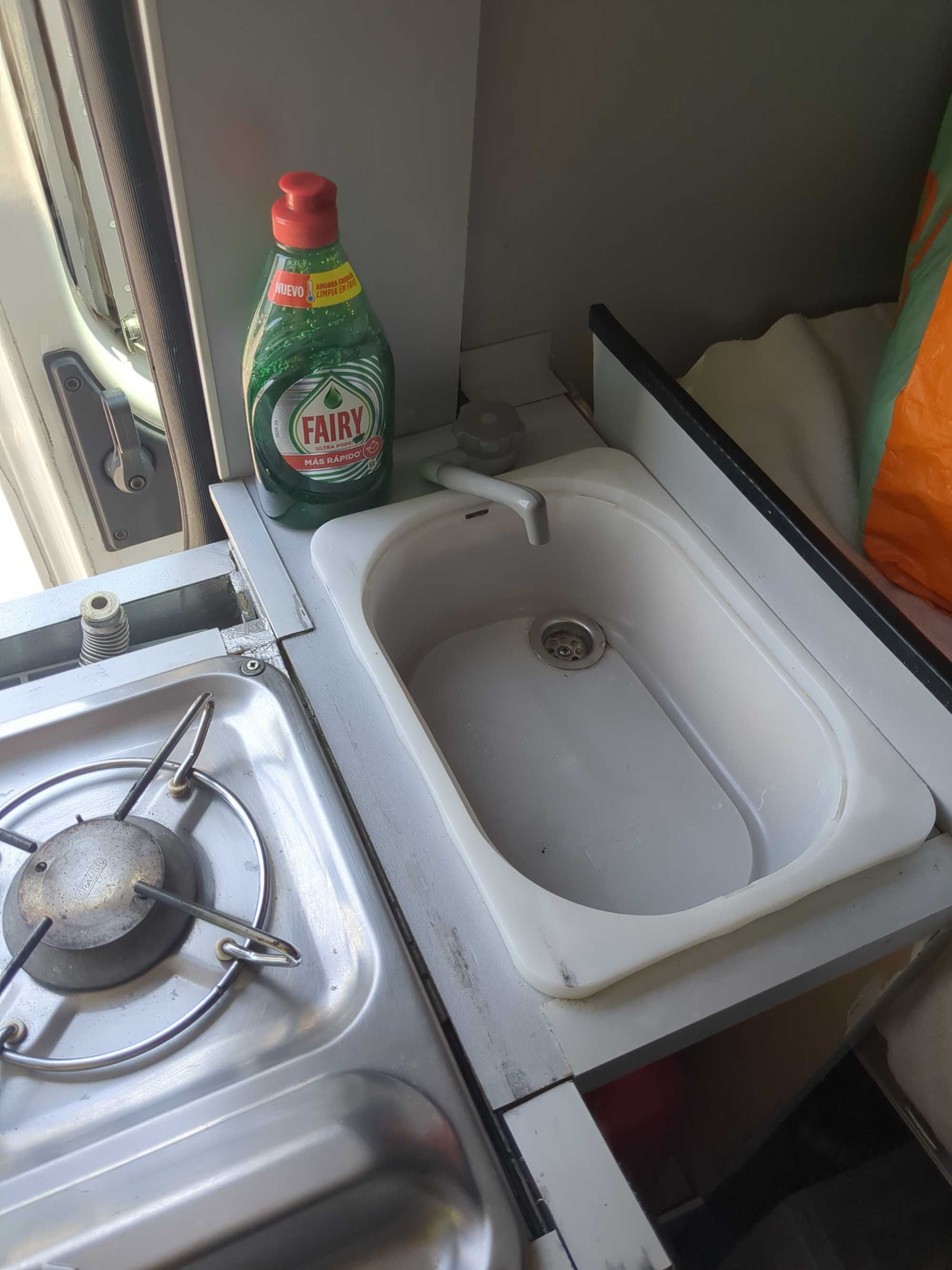 Fiat Ducato campervan 4 lugares - Legalizada como Autovivenda