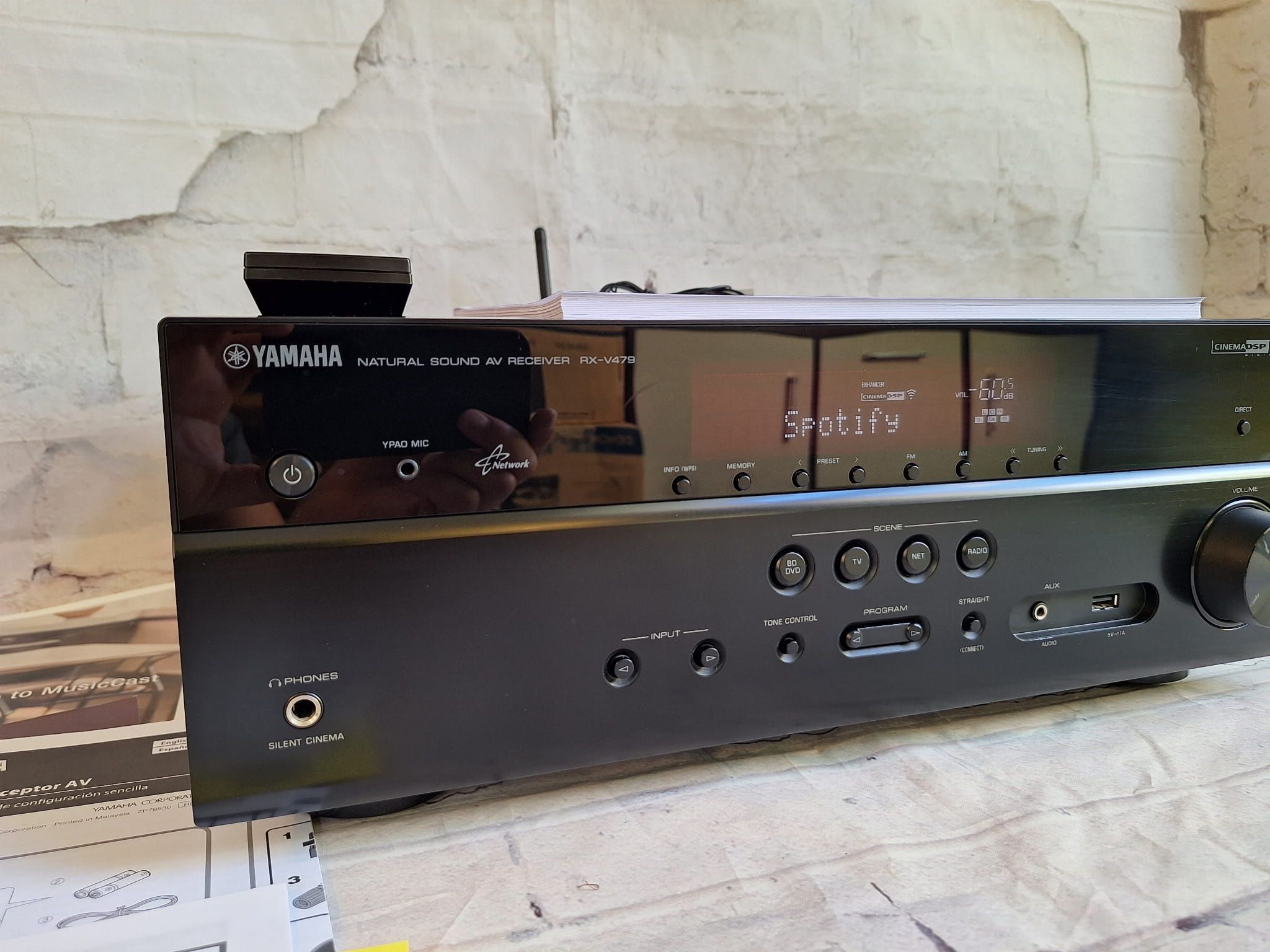 Yamaha z Wi-fi, BT MusicCast RX-V479 5.1  ARC