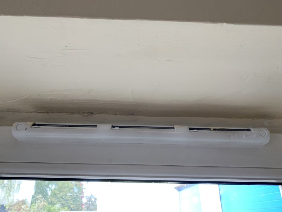 Nawiewnik okienny nowy 40 cm dl