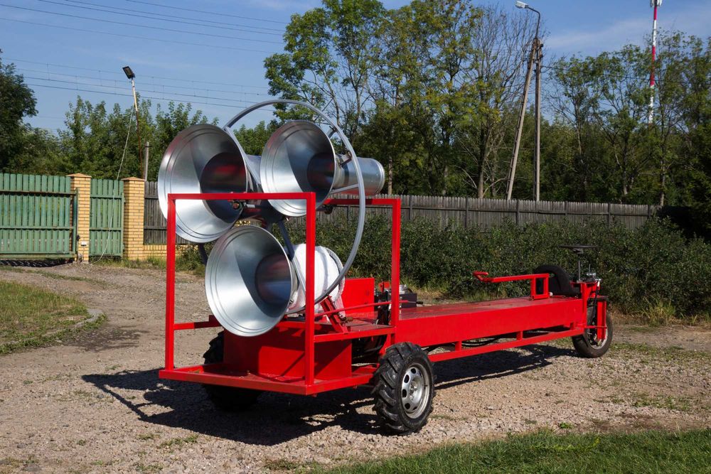 Maszyna do pakowania choinek tubownica samojezdna