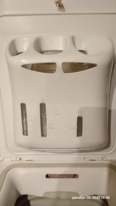 Пральня машина WHIRPOOL