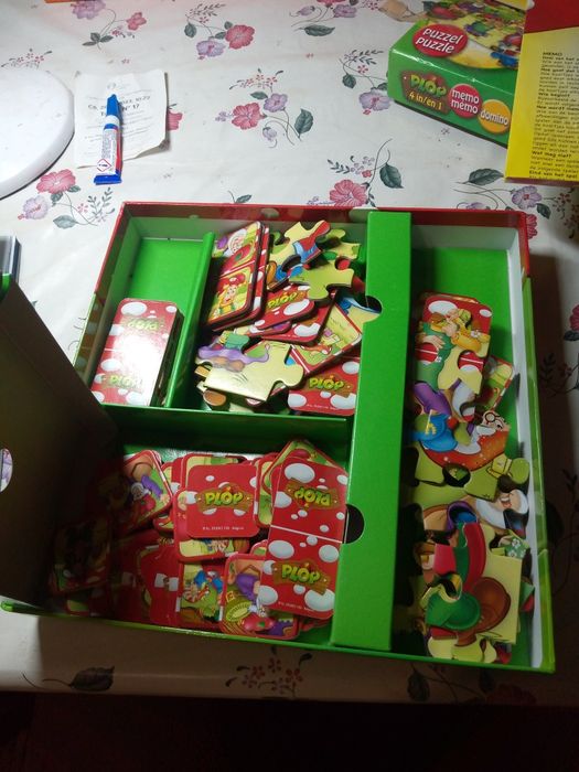 Игра детская 4 в 1.