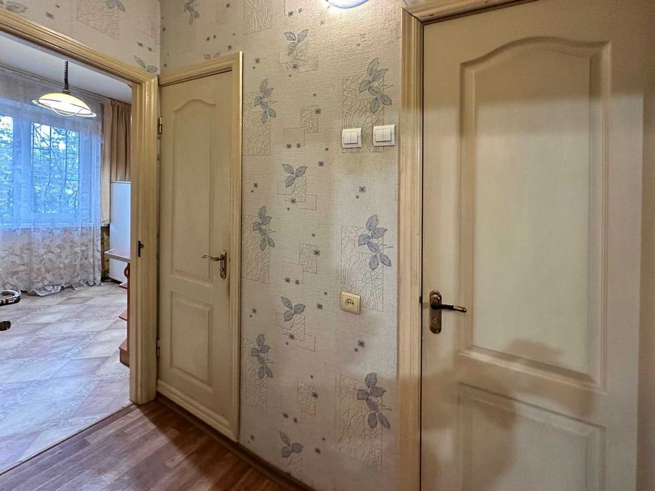 1ком Миколи Закревського 31, Троещина