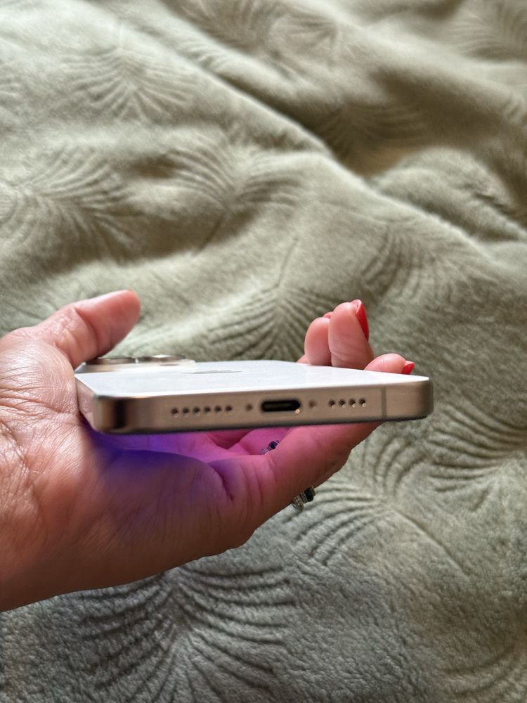 Iphone 15 pro max 256gb gwarancja. 99% baterii.