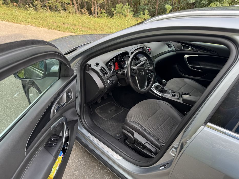 Продам Опель Инсигния