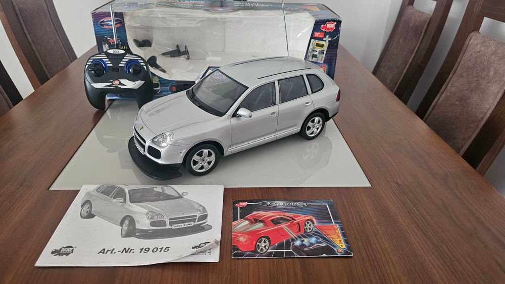 Carro Telecomandado Porsche Cayenne