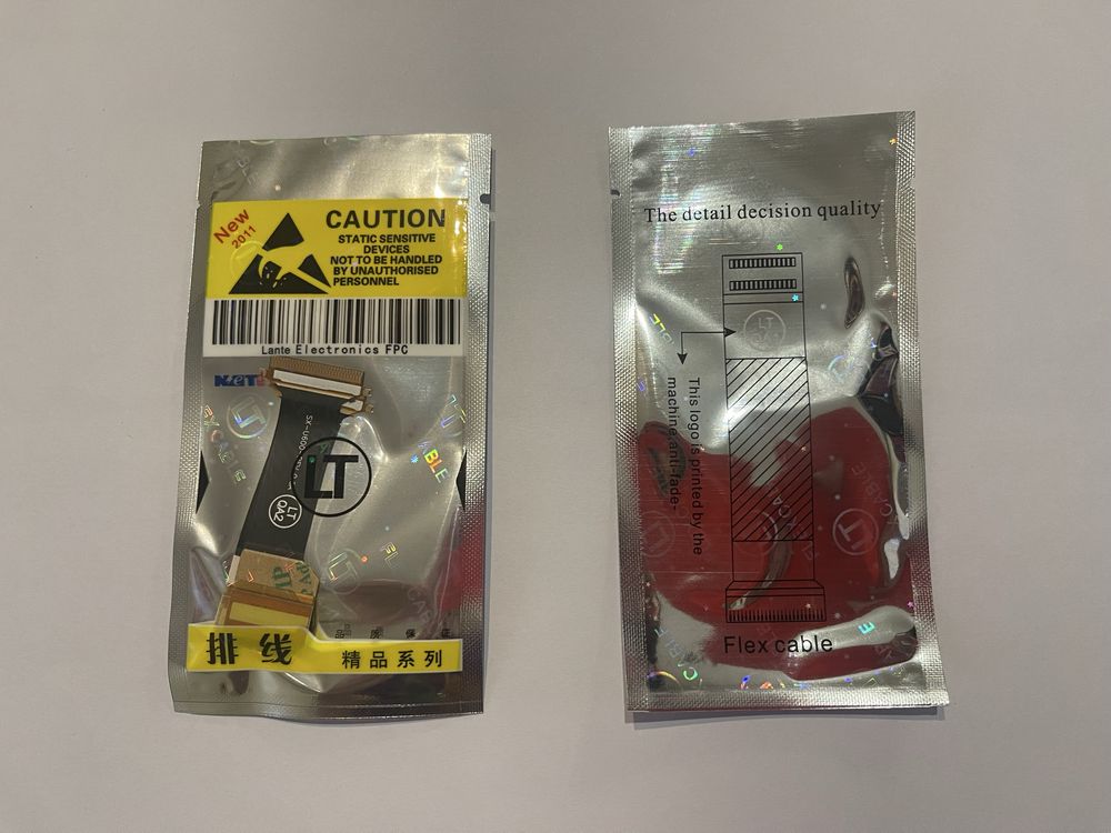 Шлейф Samsung  B5702  D840 D880 U600 S5200 E830 Е840 D900 L310 N76 V3