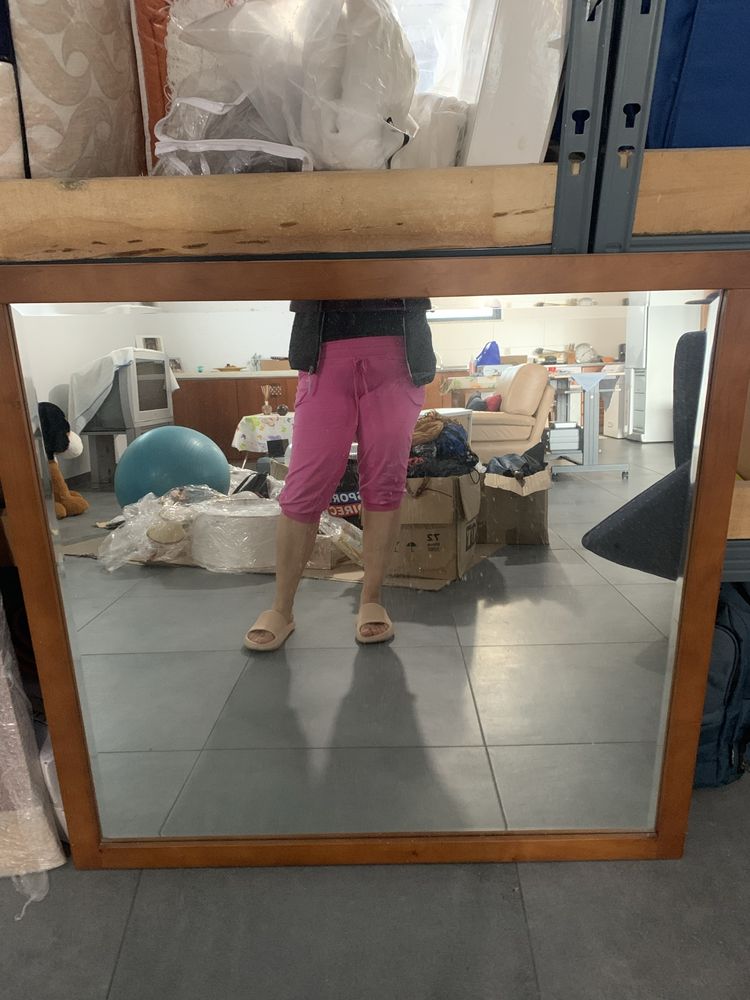 Espelho de quarto em bom estado conservacao