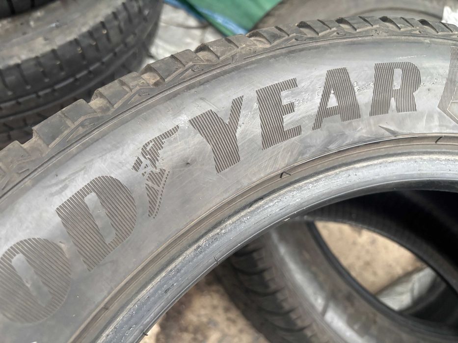 285-45-R20 GOODYEAR ULTRA-8 = 1 штука зимняя резина GERMANY 2024