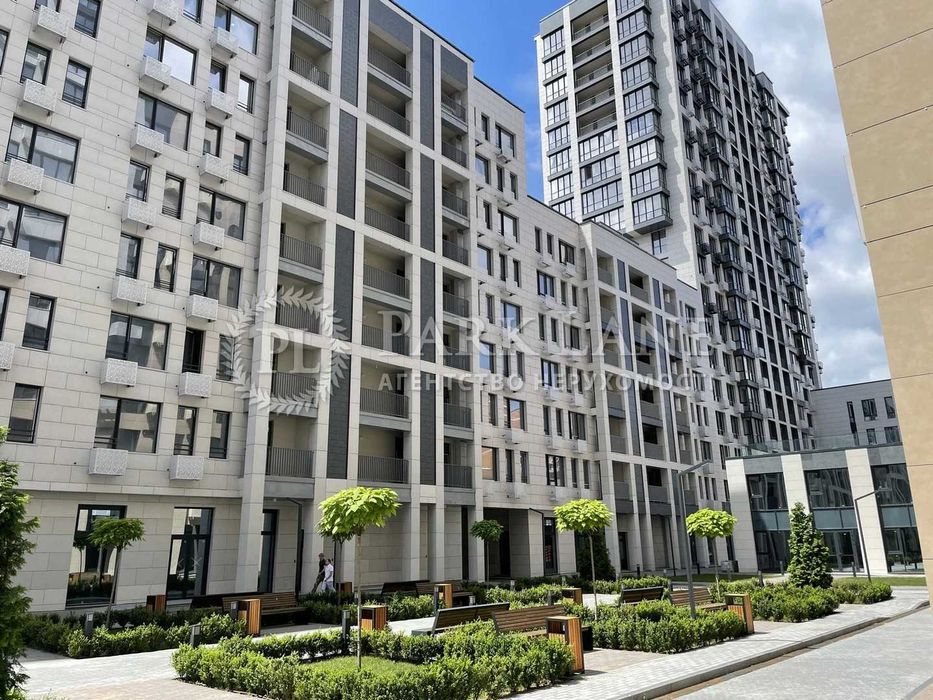 Продам 45м Бульварно-Кудрявська Ярославів Град