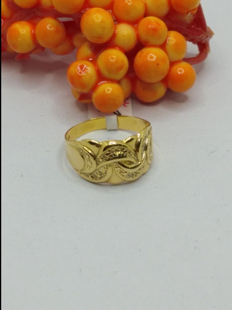 Złoty pierścionek szeroki , złoto 333 r.15