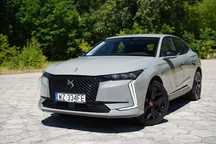 DS Automobiles DS 4 Salon Polska, 1-szy właściciel 130 KM automat
