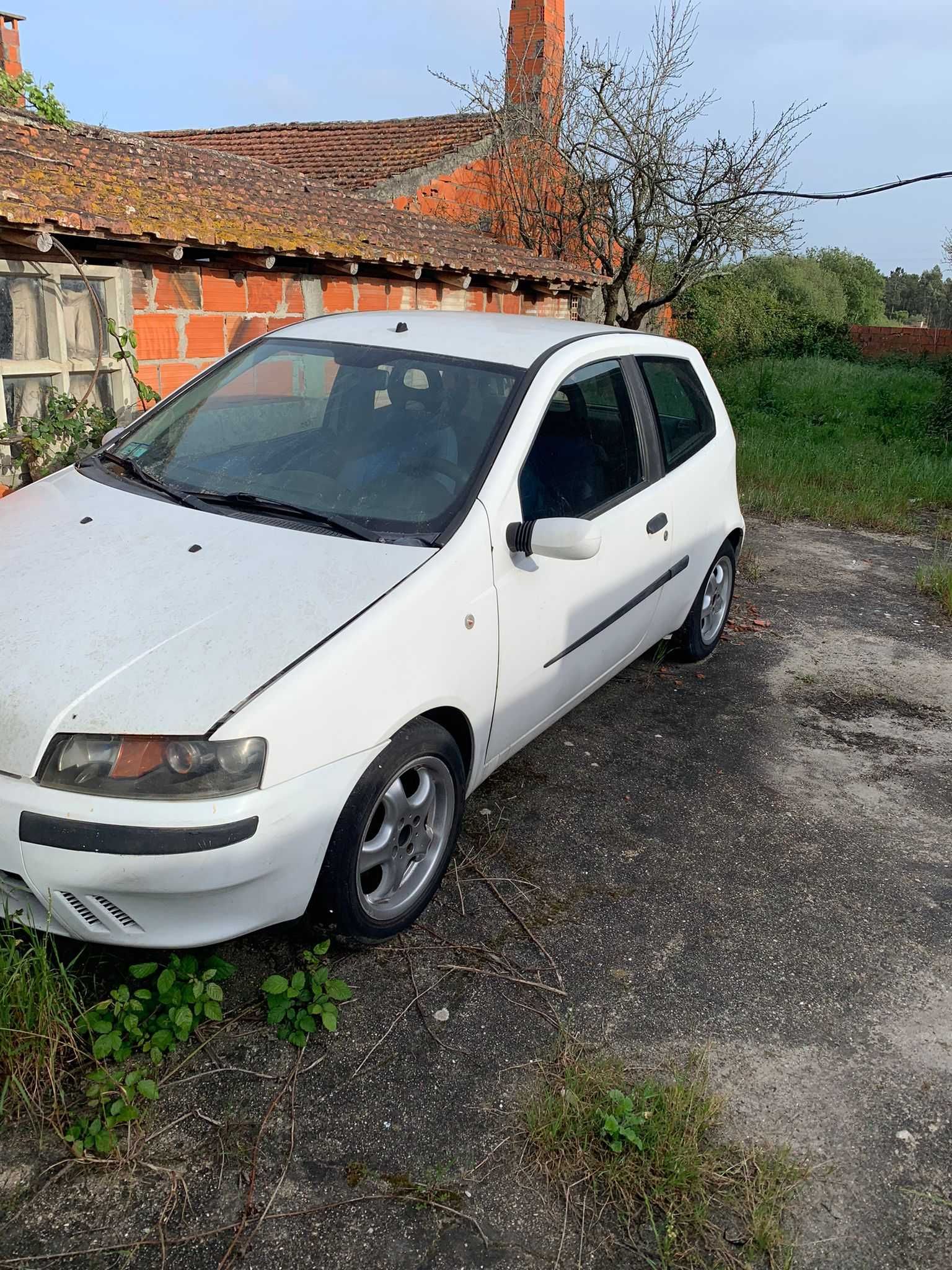 FIAT PUNTO TD para peças