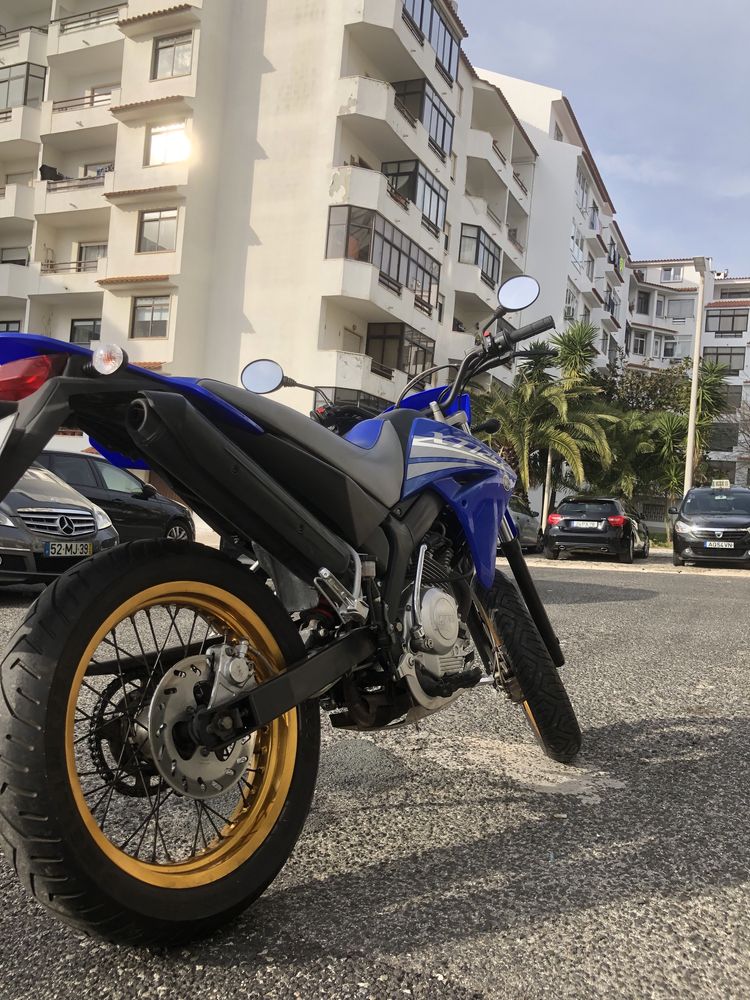 Moto Yamaha XT125X 125cc