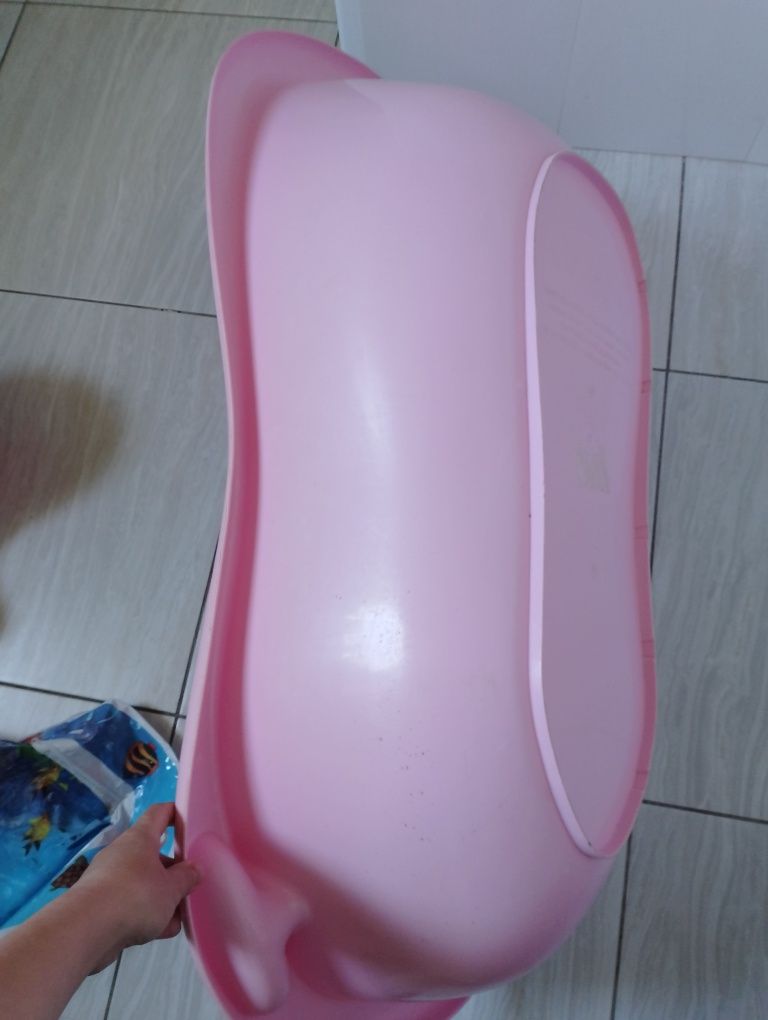 Ванночка дитяча рожева 200грн