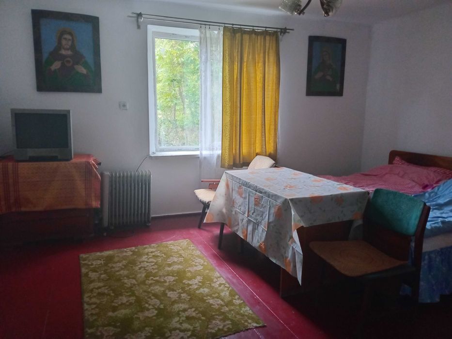 Продаж будинку с. Черневе із великою ділянкою, 9км до кордону Польщі