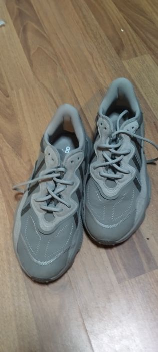 Adidas damski nieużywany model 38 2/3