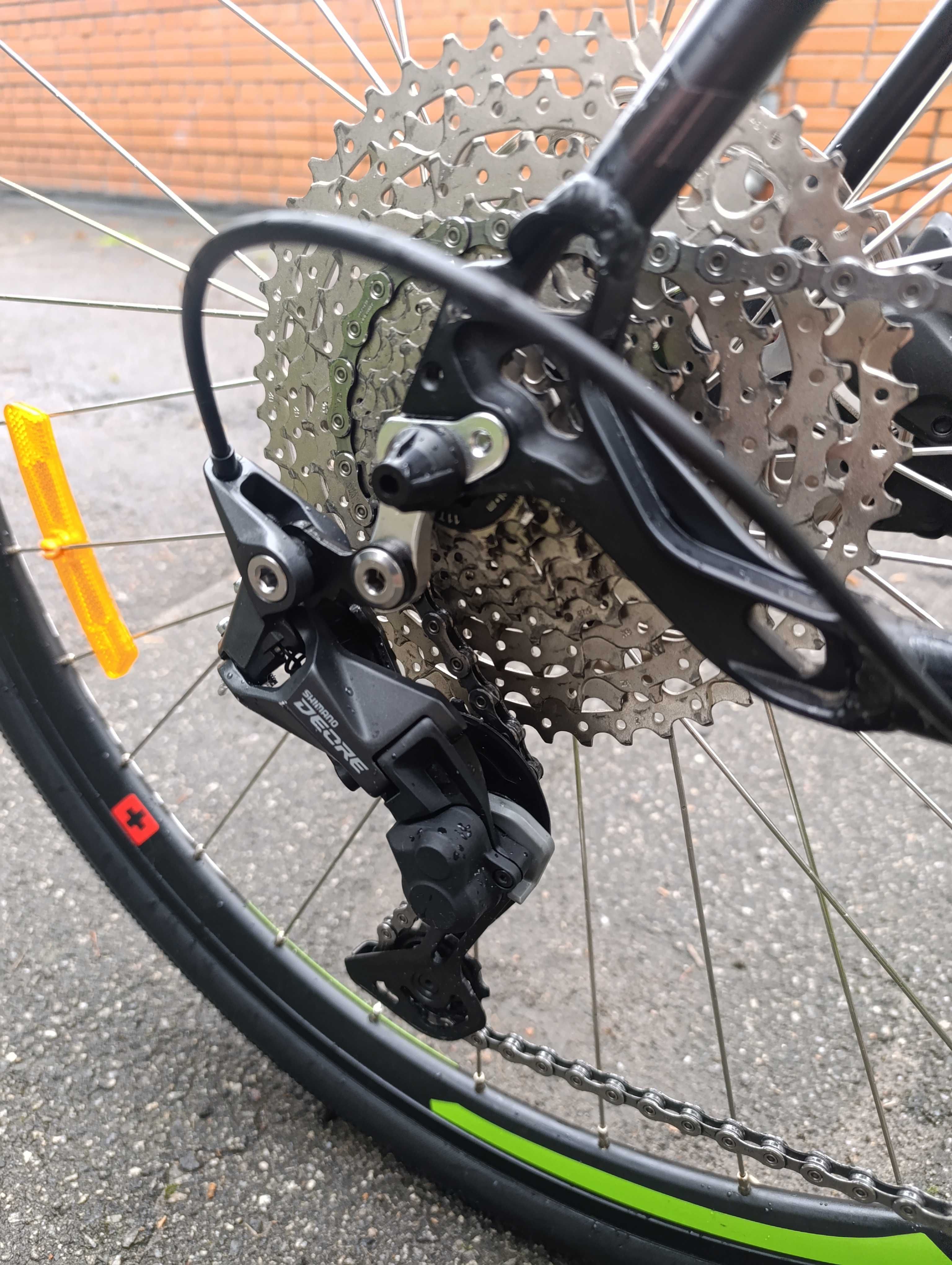 Gravel bike X-zite з прямим кермом.