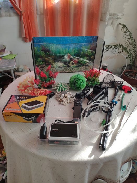 Аквариум 25л + полный комплект для содержания.