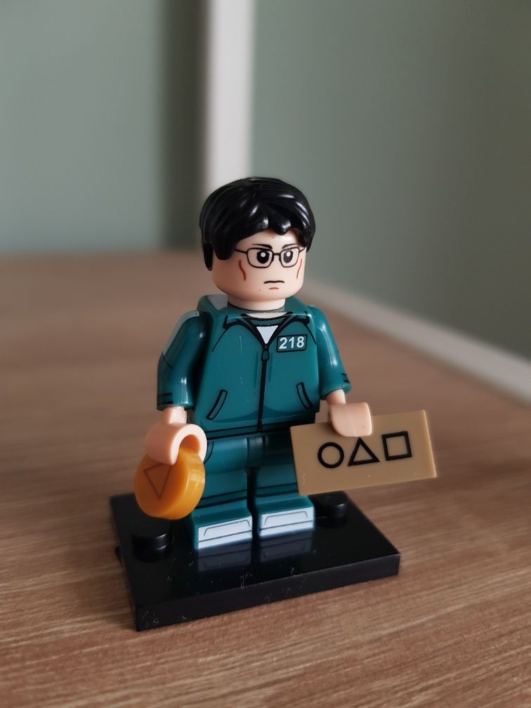 Minifigurka Squit Game Gracz 218