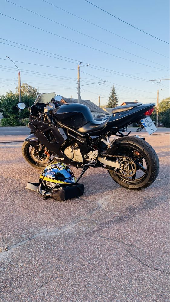 Продам Hyosung gt650r