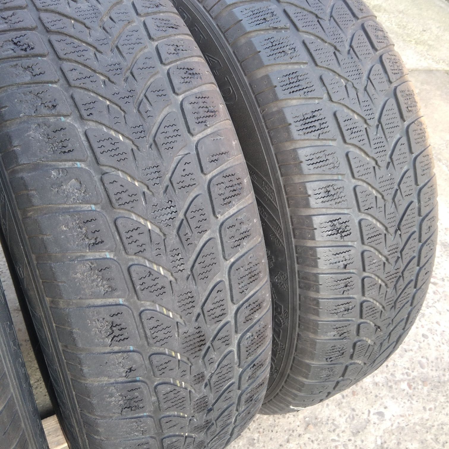 Шини 215/70 R16 Dunlop