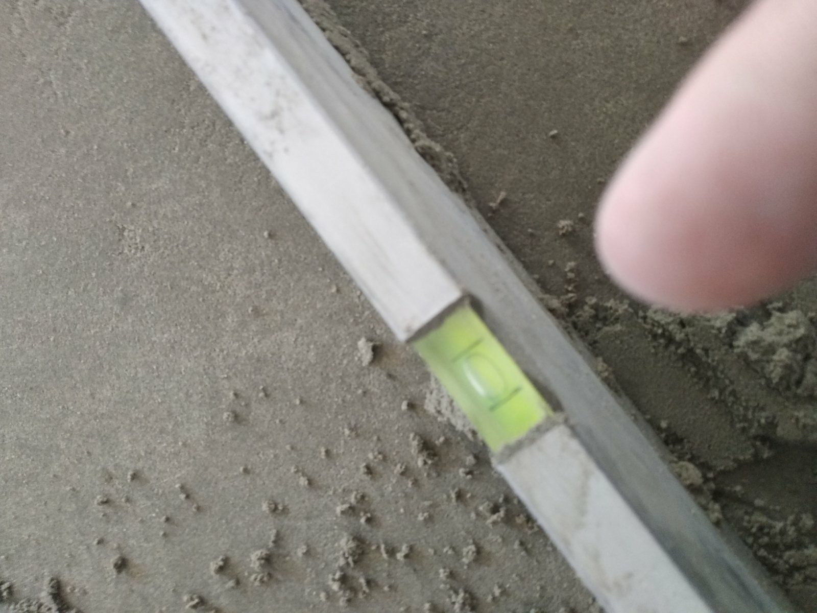 Полусухая стяжка пола. Работаем Е відновлення
