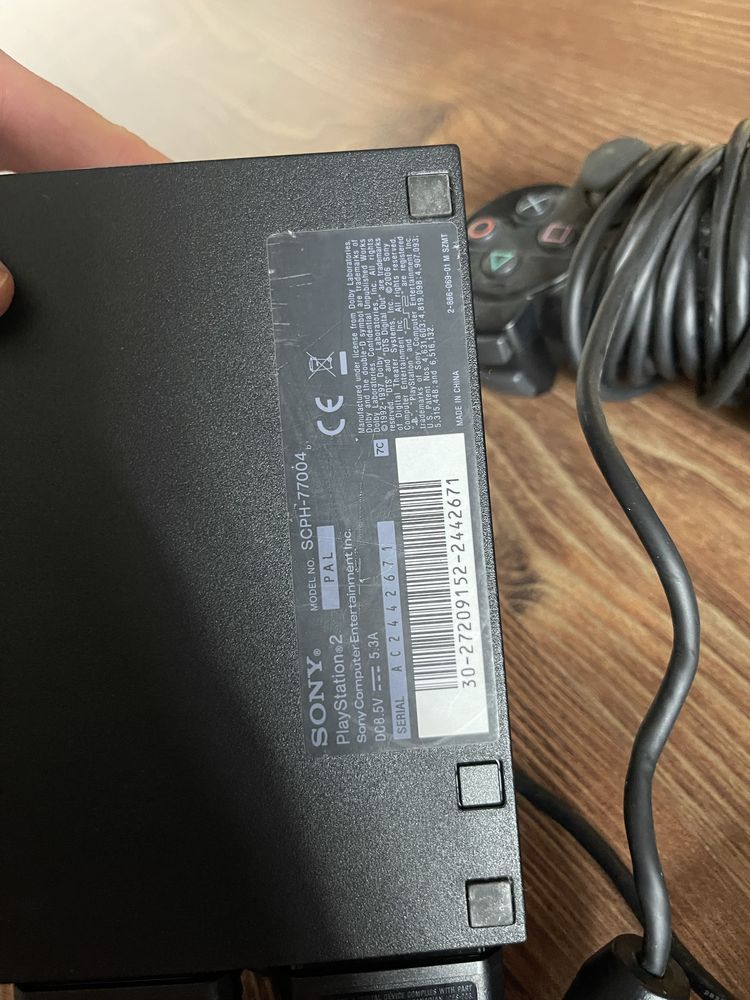 PlayStation 2 + 4 gry