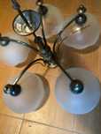 Lampa sufitowa wisząca elegancka szkło żyrandol do salonu duża używana