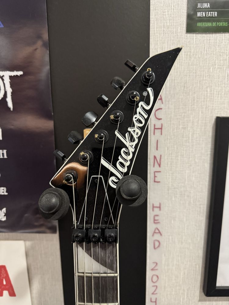 Guitarra Jackson King V JS32