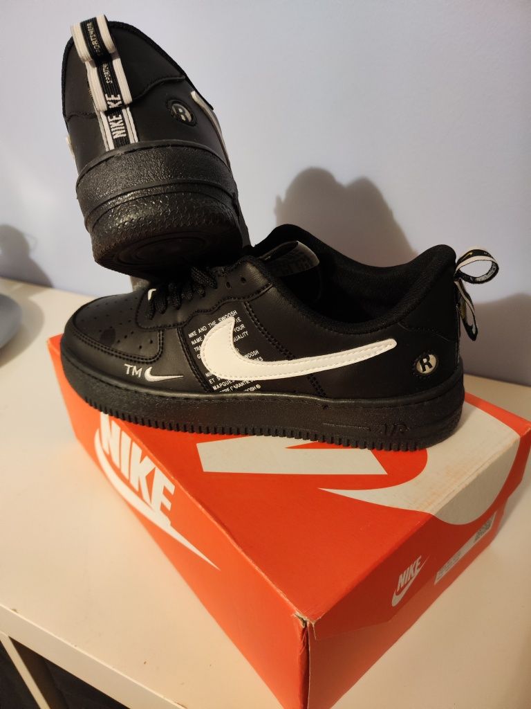 Tênis Nike Quase Novos