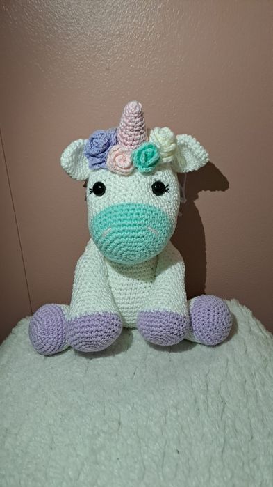 Boneco Unicónio em croché
