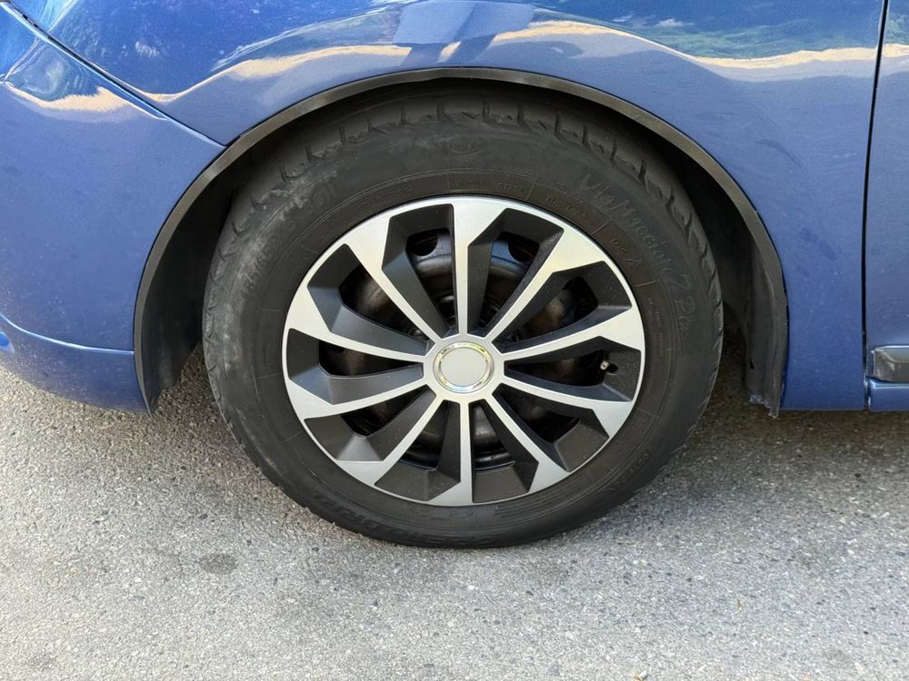 Renault Logan MCV 2013