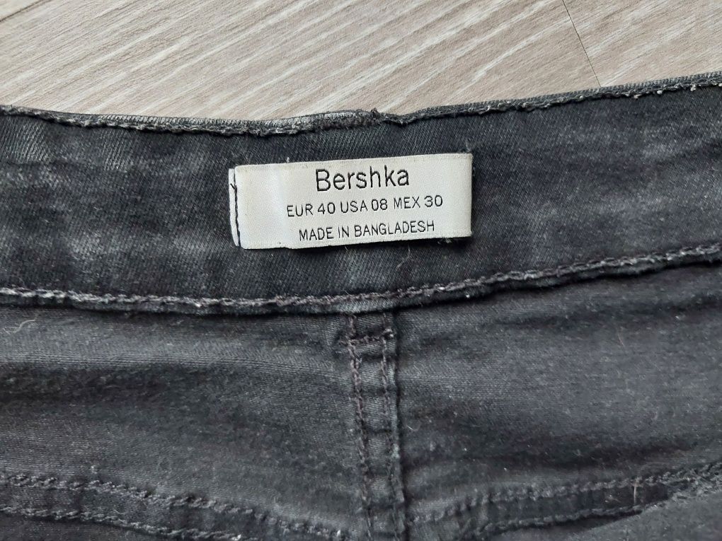 Spódnica Bershka 40