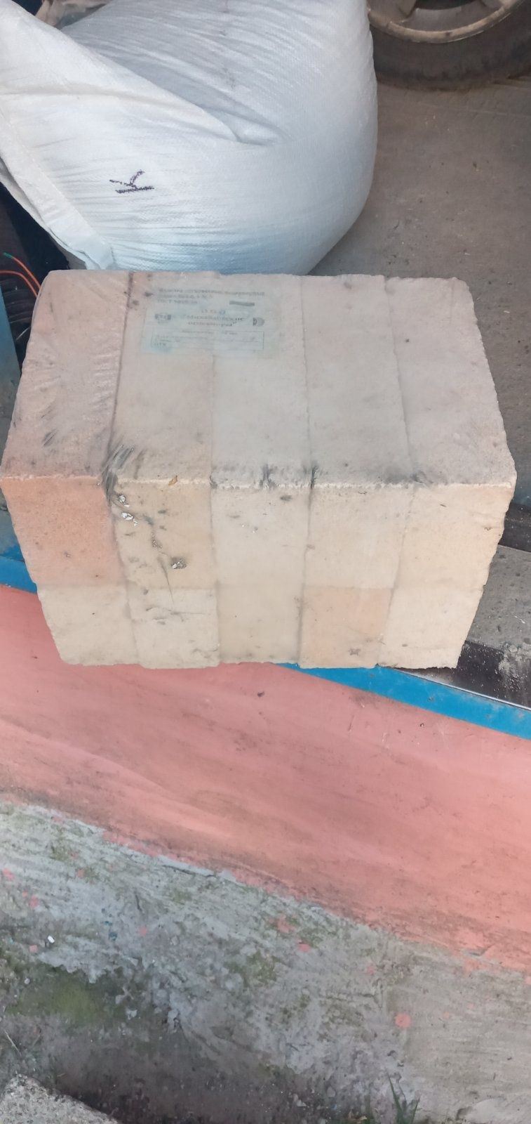 Продам кирпич шл