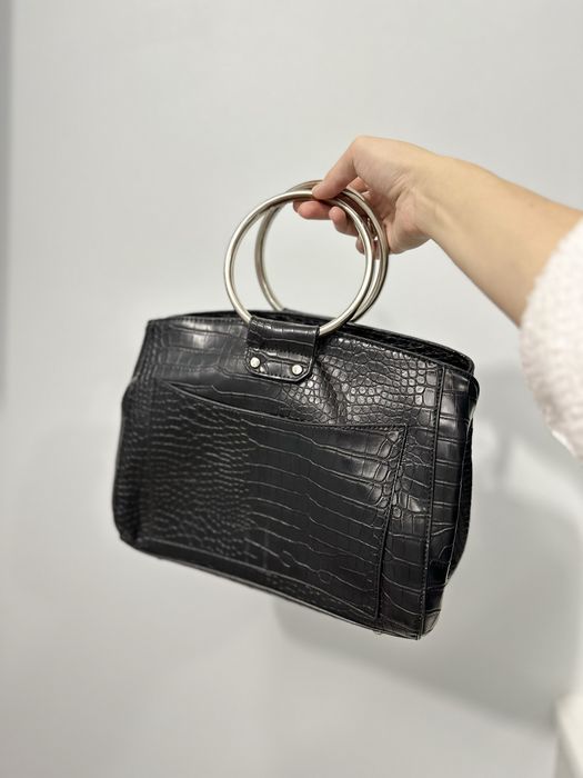 Сумочка  дуже стильна зі шкіри