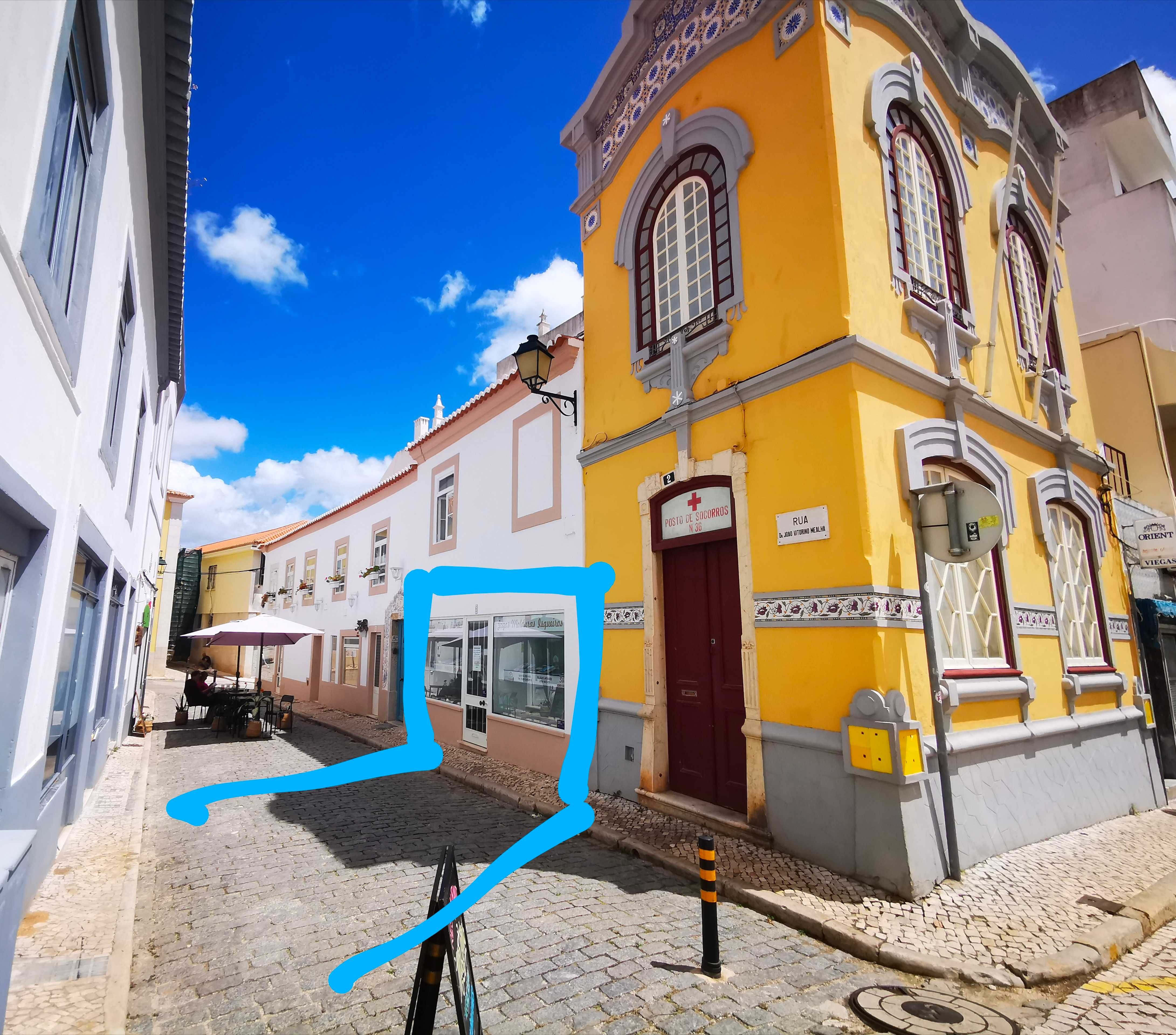 Espaço para RESTAURANTE típico no centro histórico, numa rua pedonal