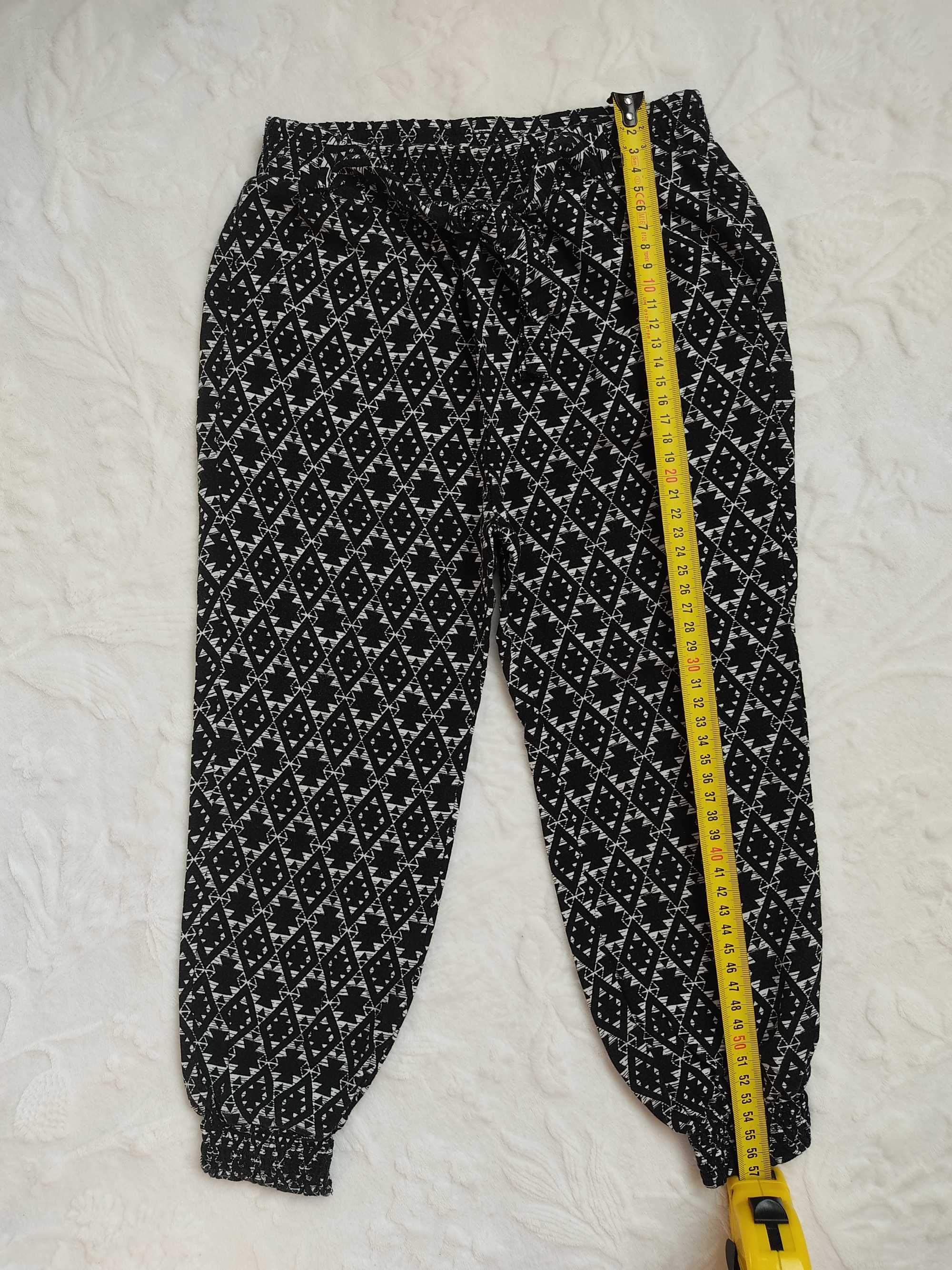 Spodnie letnie alladynki / joggerki rozm. 104 firmy Primark