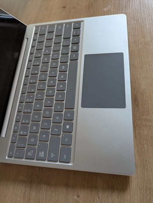 Microsoft Surface Laptop Go i5/8GB/256 Platynowy