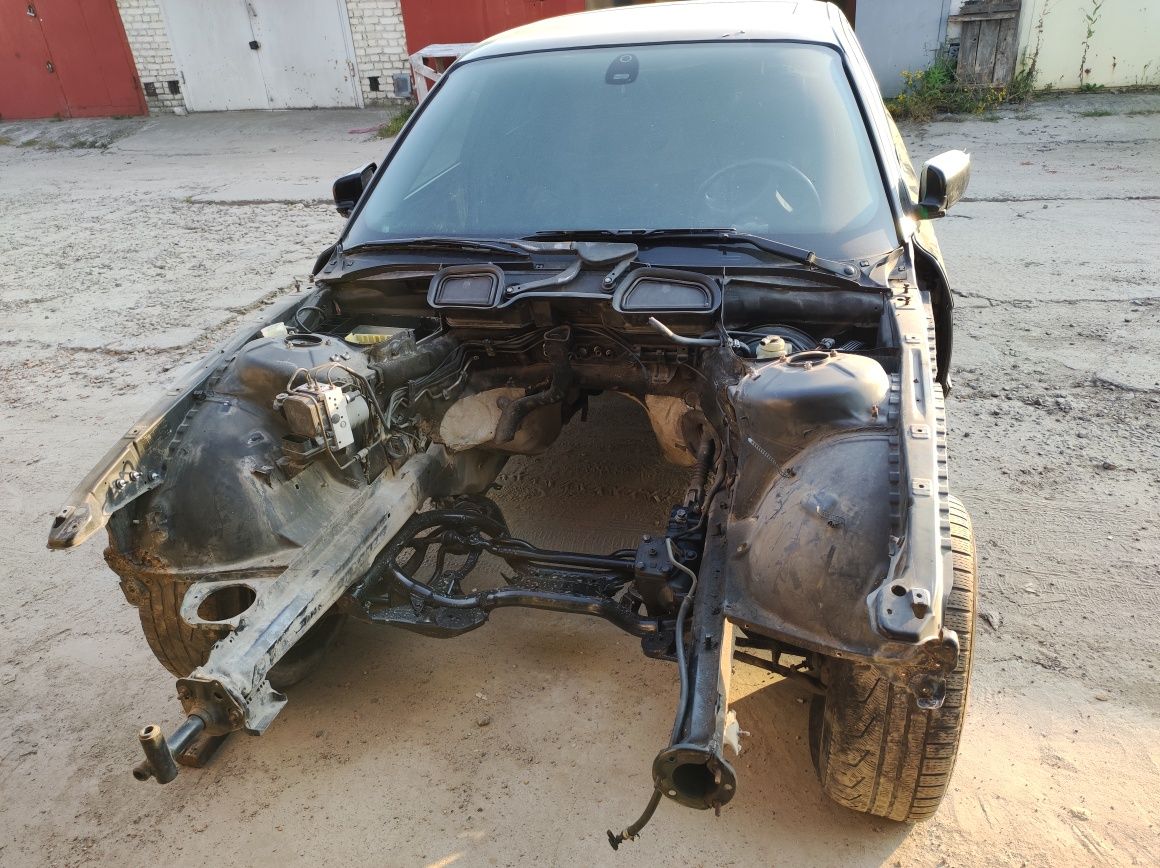 BMW E38 2000 4.4 бензин кузов з документами