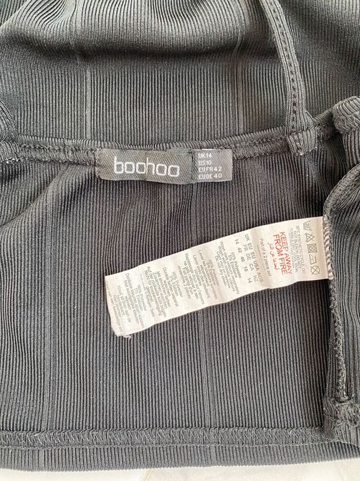 Топ кроптоп топ бандо топ з довгим рукавом в рубчик розмір M бежевий