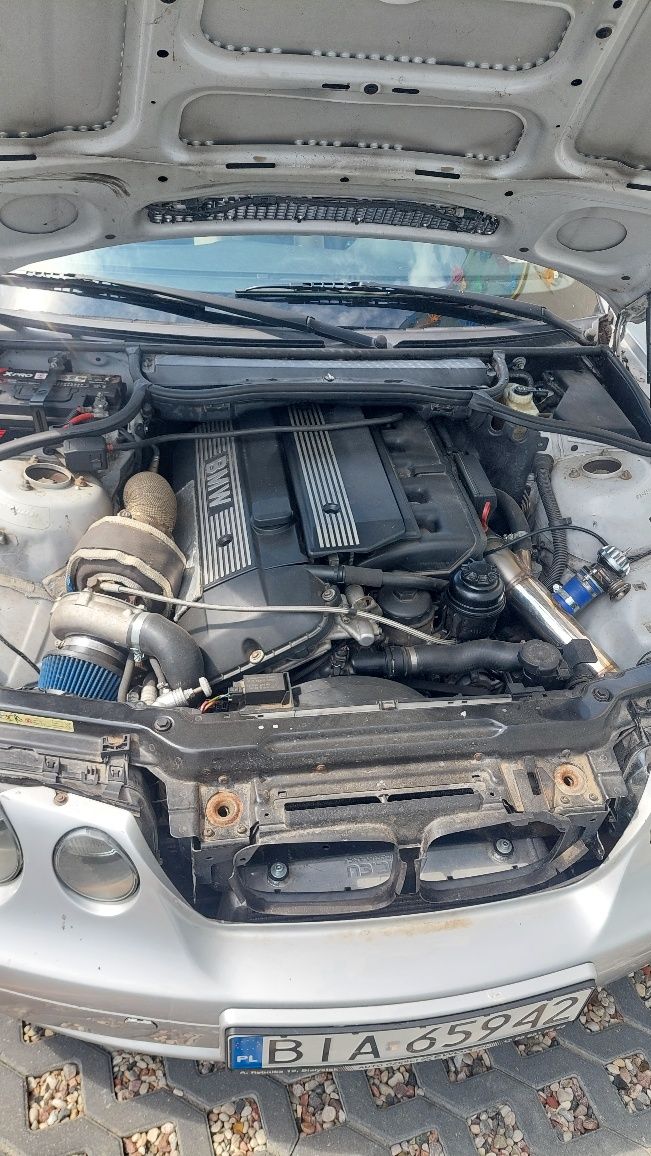 Bmw 330ti m54b30 turbo drift