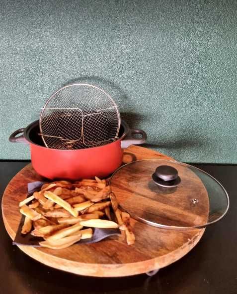 Garnek do smażenia frytek