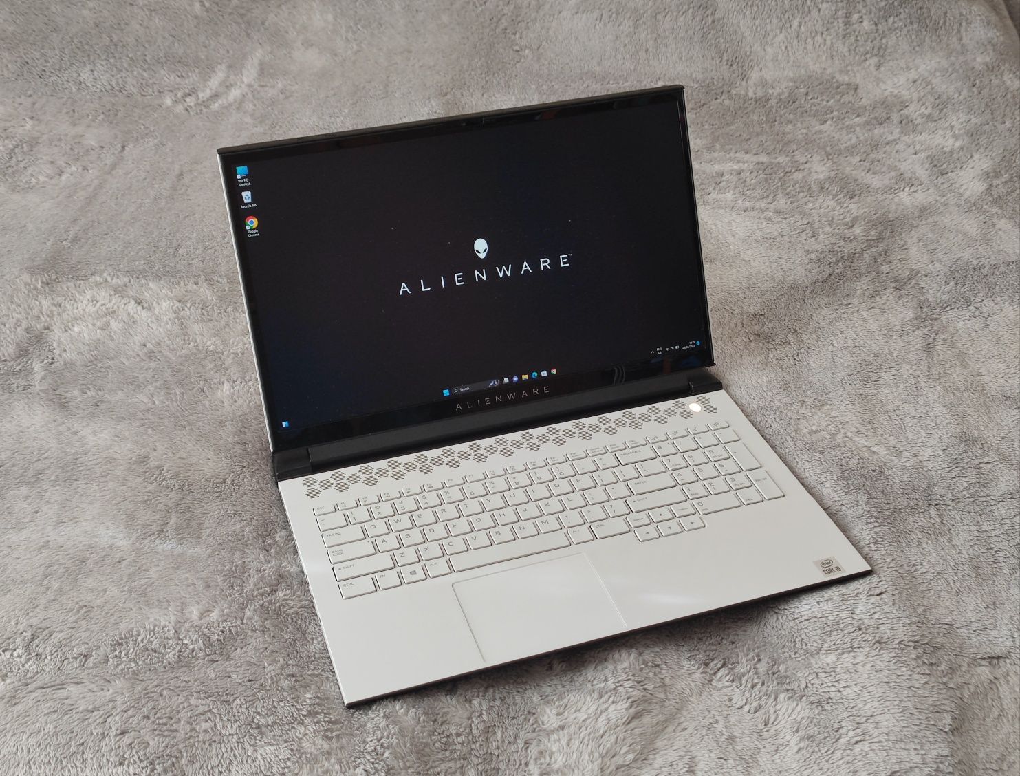 Ноутбук Alienware M17 R3 i9-10980HK RTX2070 Super 32gb ddr4 1Tb ssd