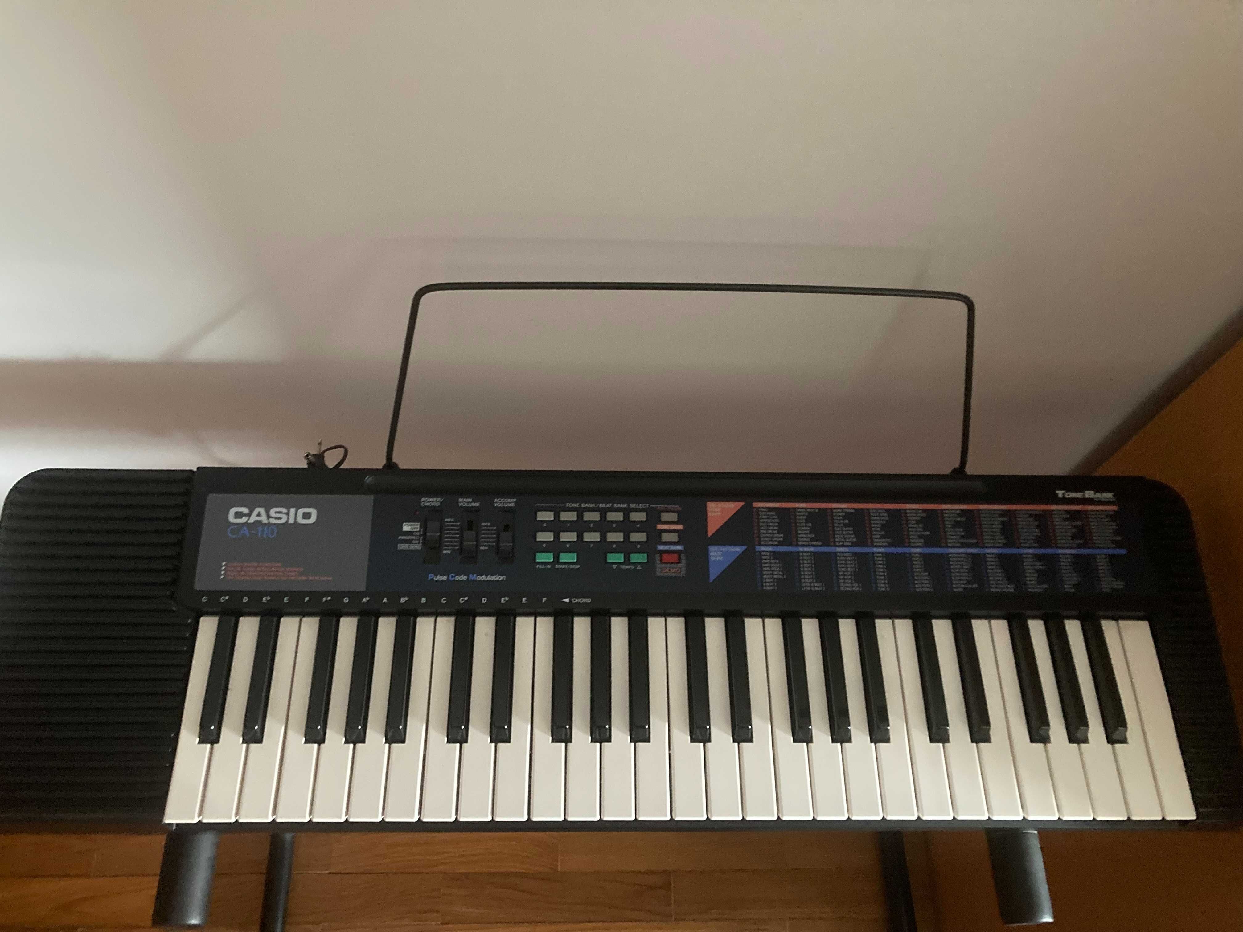 Órgão eletrónico Casio CA-110