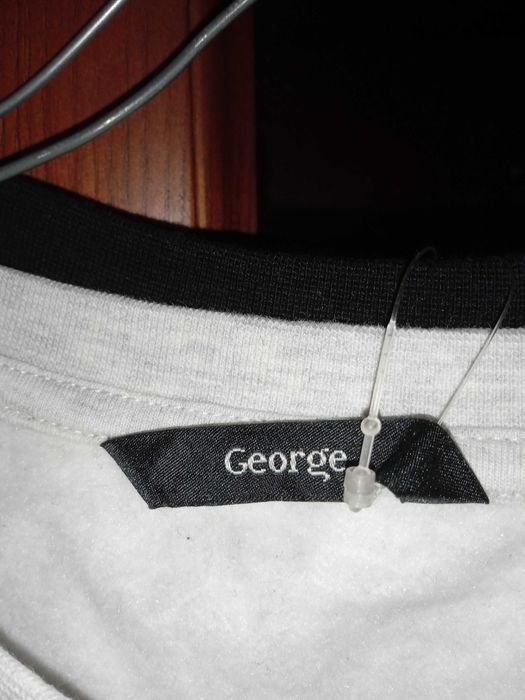 Новий реглан (футболка) George на хлопчика, на зріст 170-176см.