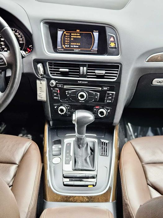 Audi Q5 quattro Premium Plus      2013